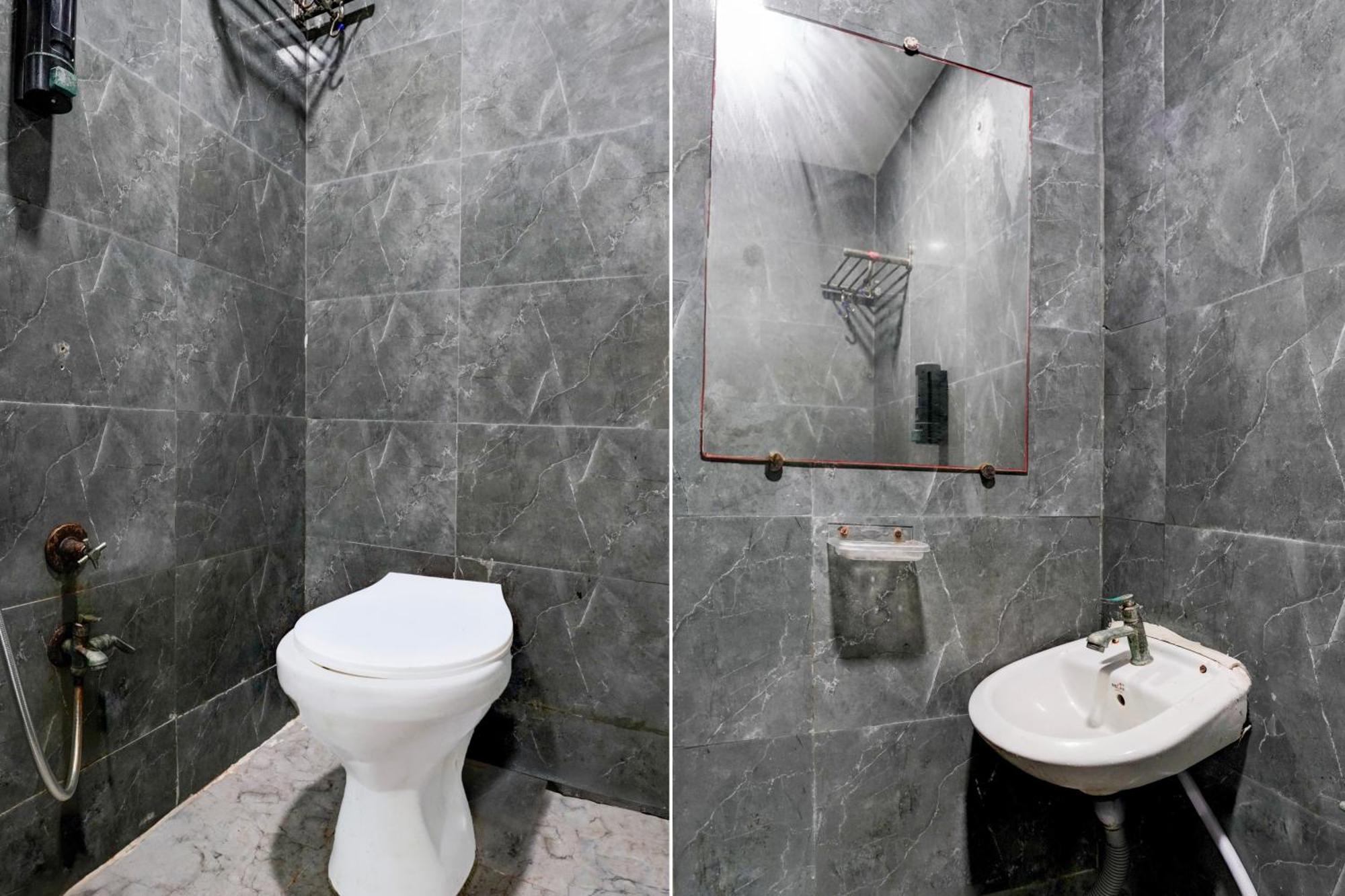 Super Hotel O Vip Road Formerly Hotel Lotus Surat Bagian luar foto